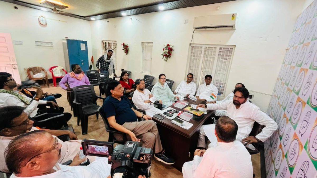 बिलासपुर नगर निगम उपचुनाव में BJP-कांग्रेस आमने-सामने, जीत के लिए बनाई रणनीति; प्रत्याशी चयन पर राजनीतिक हलचल तेज