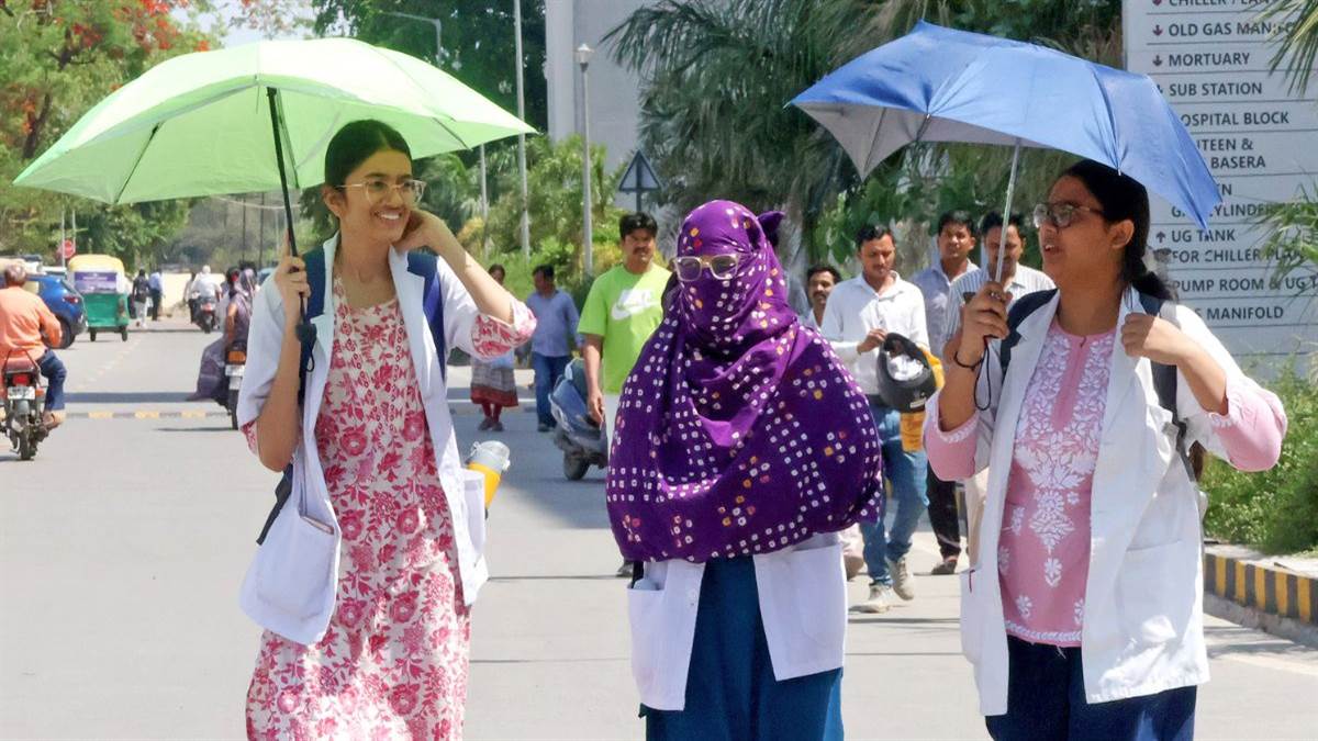 इंदौर में 43.2 डिग्री सेल्सियस पहुंचा तापमान, तेज धूप और गर्म हवा के थपेड़े कर रहे बेहाल