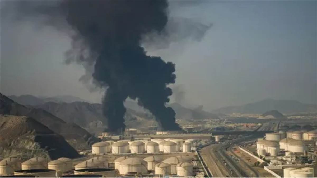 UAE की मिडिल-ईस्ट युद्ध में 'सीक्रेट' एंट्री... ईरान की रिफाइनरी पर किया हवाई हमला, रिपोर्ट में बड़ा खुलासा