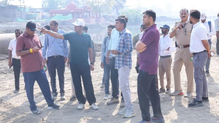 सिंहस्थ-2028: उज्जैन में विक्रांत भैरव से उन्हेल रोड तक पांच किमी तक नापी शिप्रा, 18 नए घाट मार्ग किए चिह्नित