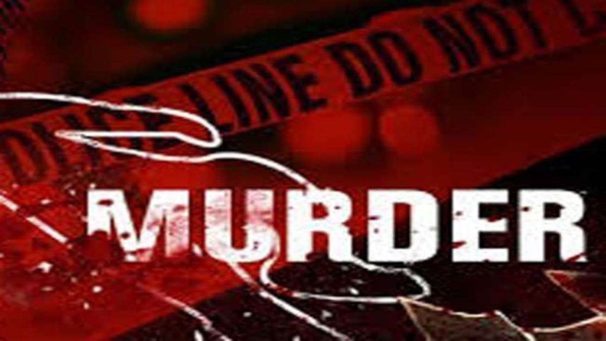 बिजनौर में रूह कंपा देने वाली वारदात, मां ने फावड़े से काट दी चार साल के बेटे की गर्दन, शव को चूल्हे में जलाया