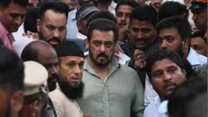 Ahmedabad Plane Crash की खबर सुन Salman Khan ने किया इवेंट कैंसिल, बोले- ये जश्न का समय नहीं