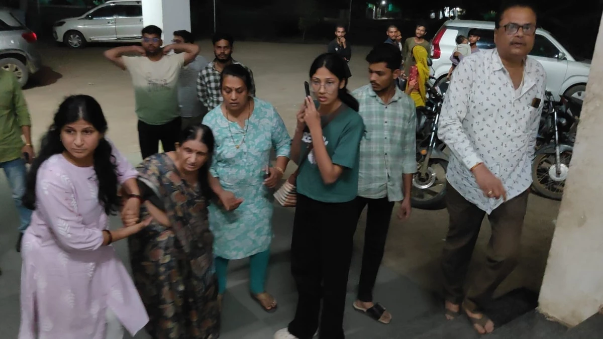 MP News: धार जिले में लूट की बड़ी वारदात-  लाठियों से हमला कर लूटे 10 लाख के आभूषण, महिला के कान भी काटे