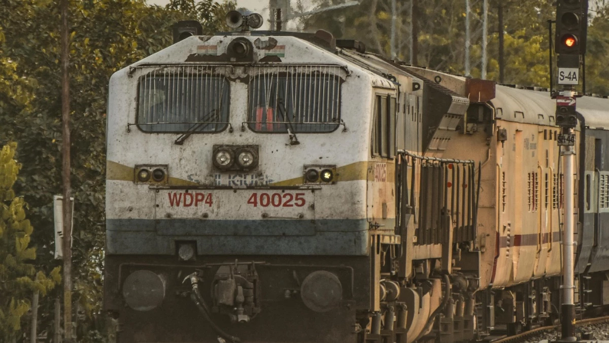 Indian Railways News: जबलपुर मंडल ने पकड़े सबसे अधिक अवैध यात्री, आंकड़े जानकर हैरान हो जाएंगे आप