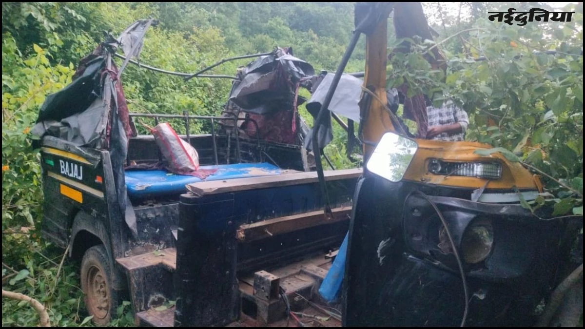 MP के सतना में भीषण सड़क हादसा, ऑटो पलटने से महिला की मौत, दर्जन भर घायल