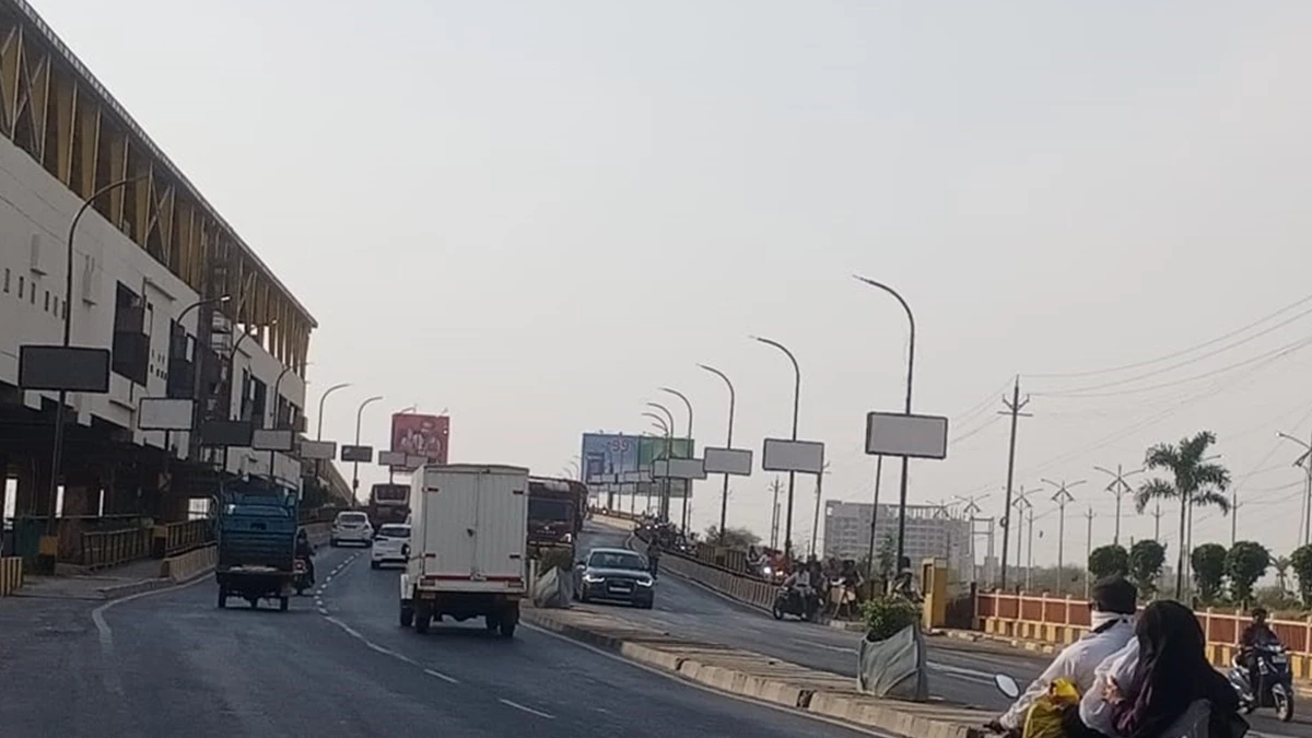 Indore News: सिंहस्थ से पहले चौड़ा हो जाएगा एमआर-10 आरओबी, चार लेन नई बनेगी