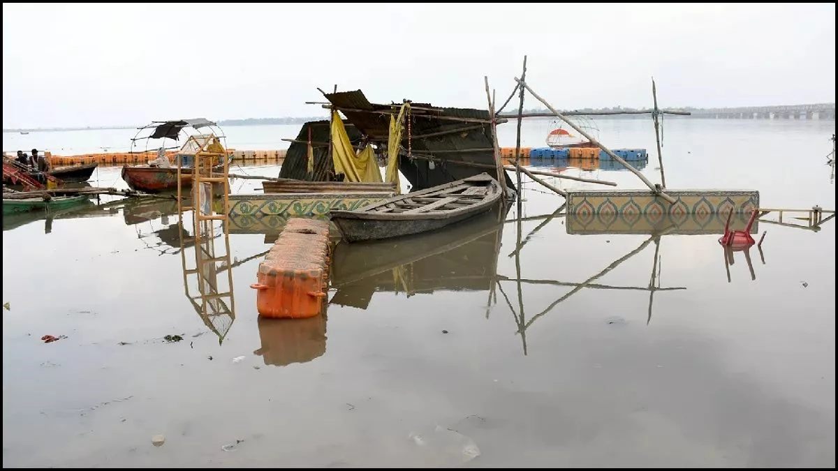 Prayagraj Flood: बाढ़ से फिर एक बार बढ़ने वाली है प्रयागराज की आफत, गंगा में आने वाला है 4 लाख क्यूसेक पानी