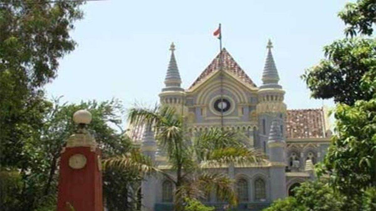 आधी रात में वक्फ बोर्ड की फाइल चली, हाई कोर्ट ने पूछा- इतनी जल्दी क्यों
