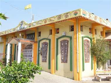 दुर्लभ मंदिरों में से एक नवागढ़ का श्री सिद्ध गणेश मंदिर - One of the