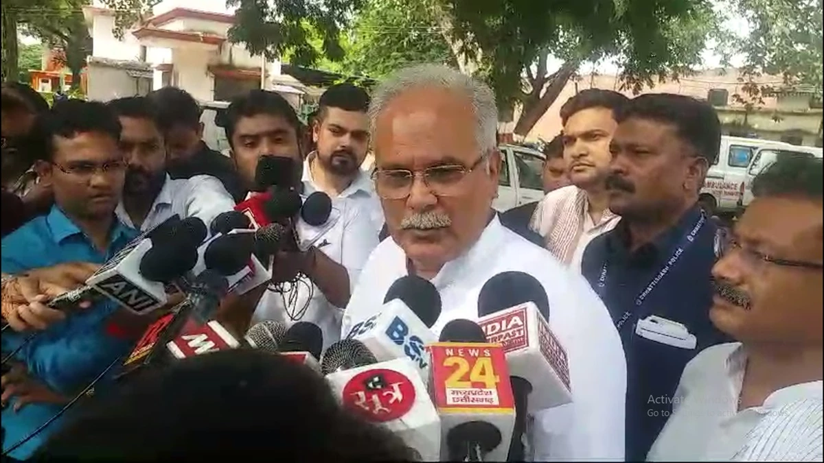 रायपुर सेंट्रल जेल में बंद कारोबारी सूर्यकांत तिवारी से मिलने पूर्व CM को नहीं मिली इजाजत, भड़के बघेल ने IG पर लगाए गंभीर आरोप
