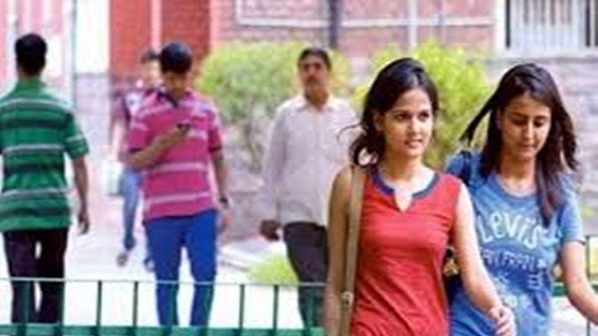 जबलपुर के स्कूल-कालेजों में विदेशी नागरिकों की जानकारी जुटाएगा शिक्षा विभाग