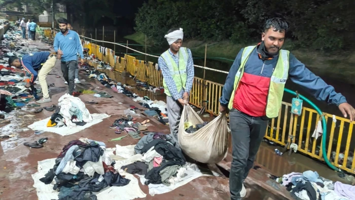 उज्जैन में आस्था के बाद स्वच्छता का संकल्प, शनैश्चरी अमावस्या पर छोड़ी गई सामग्री को जरूरतमंदों तक पहुंचाएंगे