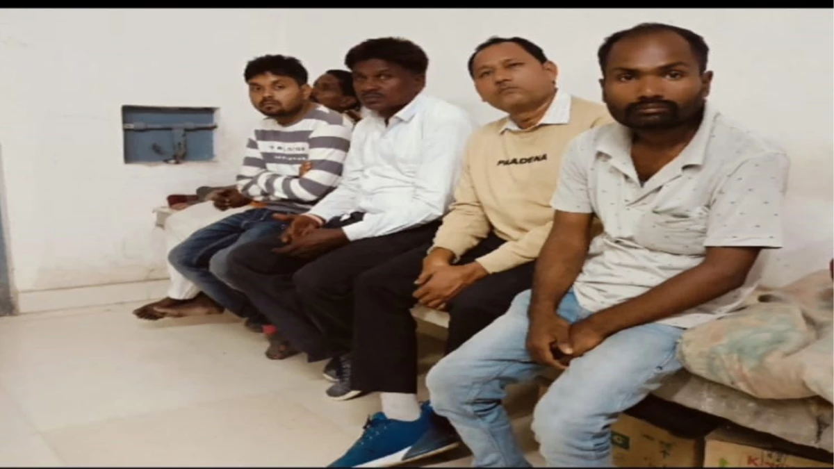 कोरबा में जमीन से खजाना निकालने तांत्रिक साधना करते अंबिकापुर के पांच युवक गिरफ्तार
