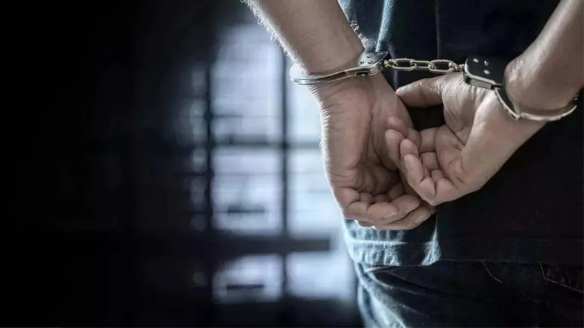 MP Crime: महंगे फोन का शौक पूरा करने की चोरी, पैसे से खरीदा चांदी की चेन और ब्रांडेड कपड़े, हुआ गिरफ्तार