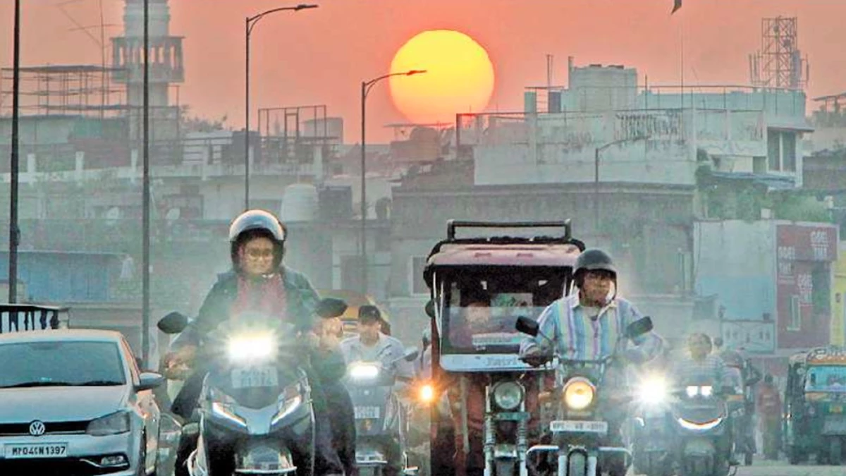 MP Weather Update: चार दिन से इंदौर, भोपाल सहित कई शहर शीतलहर की चपेट में, ठंड का यह मिजाज चौंकाने वाला