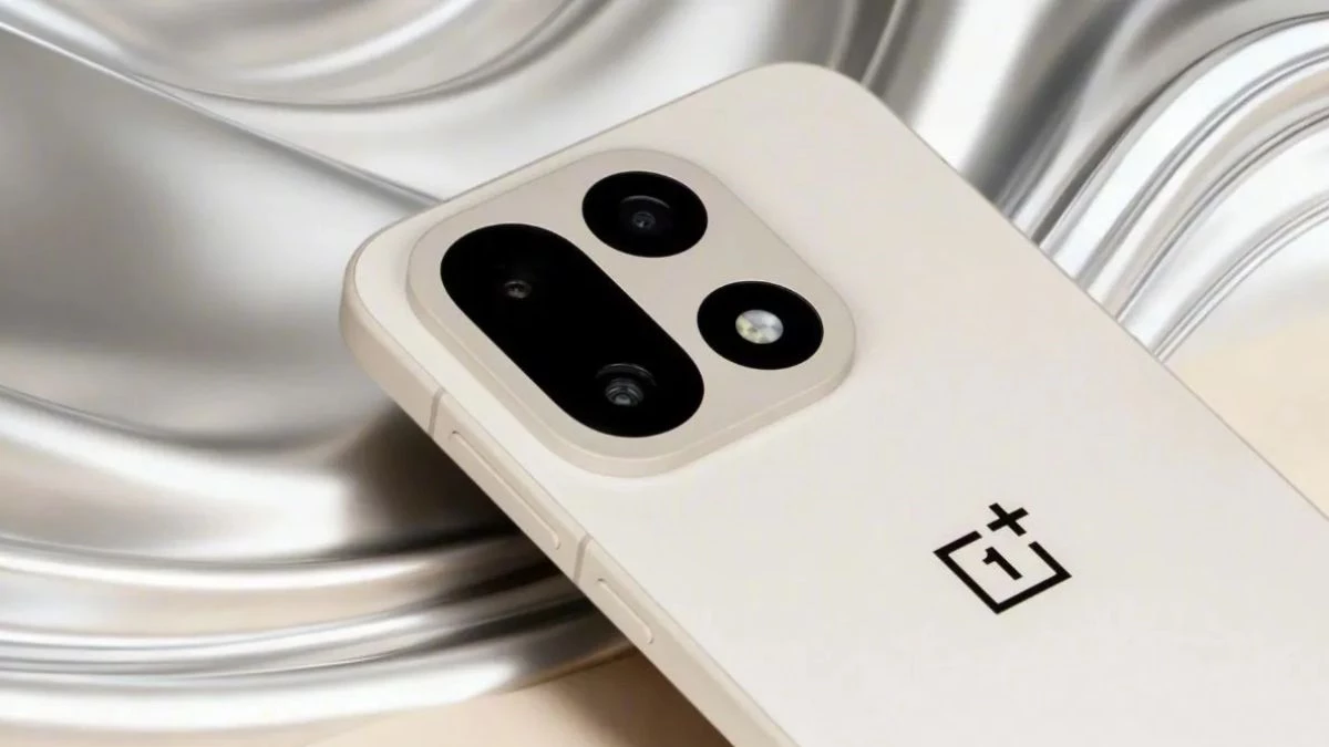 13 नवंबर को OnePlus 15  होगा लॉन्च, कीमत iPhone 17 से है कम