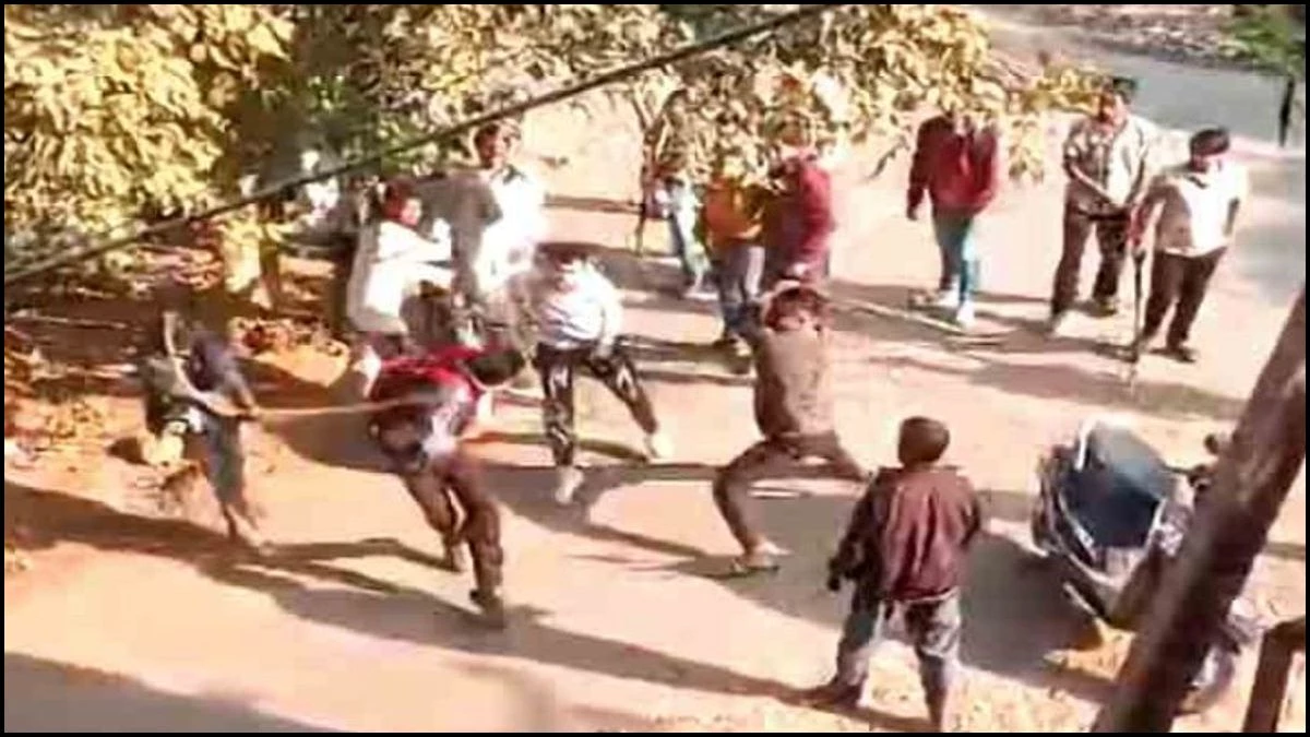 BU कैंपस में गुंडागर्दी: छात्र को लाठी-डंडों से बेरहमी से पीटा, NSUI अध्यक्ष पर मारपीट के आरोप, पुलिस बेखबर