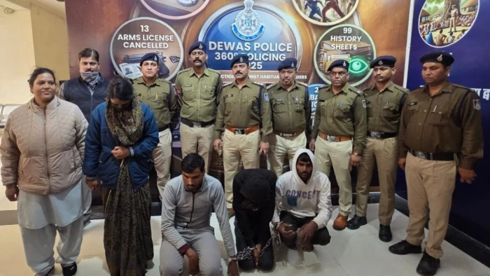 बीयर में नशीली दवा मिलकर पिलाई और फिर ब्लेड से रेता गला... बीमा के पैसों के लिए पत्नी ने प्रेमी के साथ मिलकर पति को मार डाला