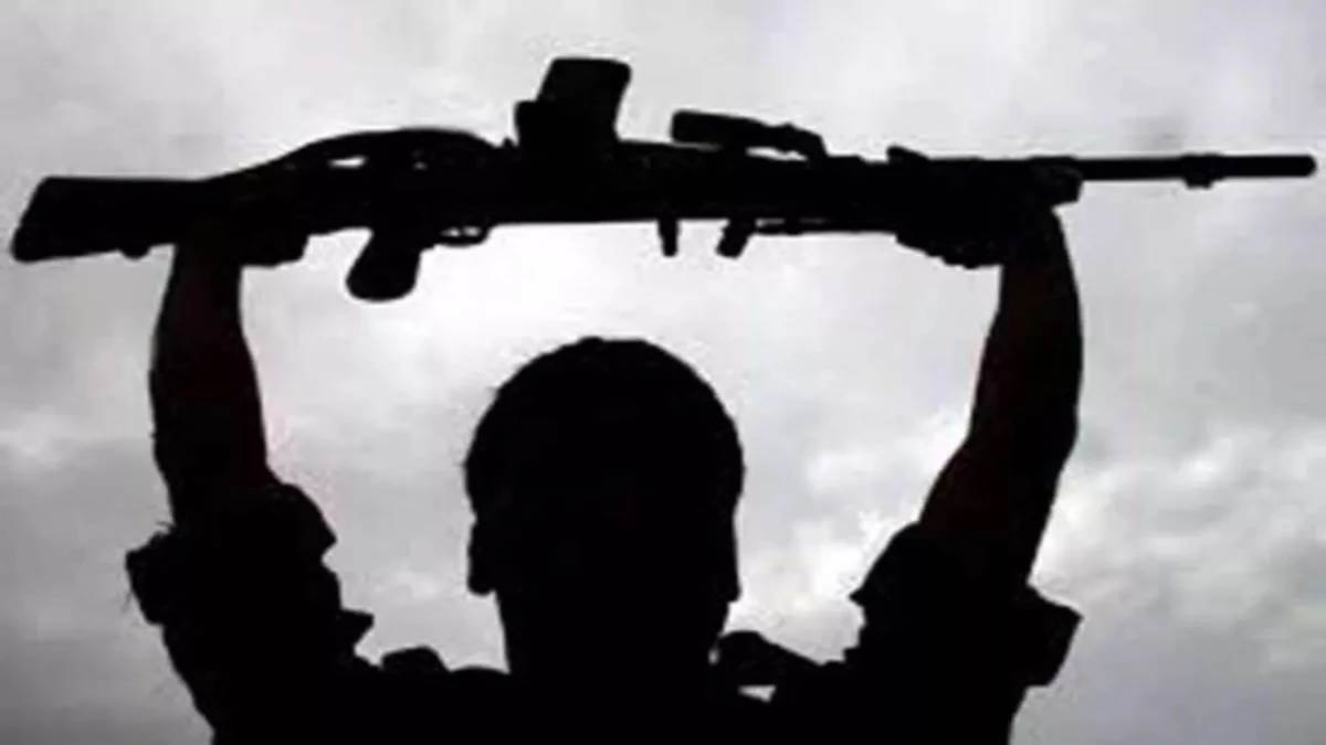 छत्तीसगढ़ में एलएमजी और एके-47 के साथ सरेंडर करने वाले माओवादियों को मिलेगा लाखों रुपये का इनाम