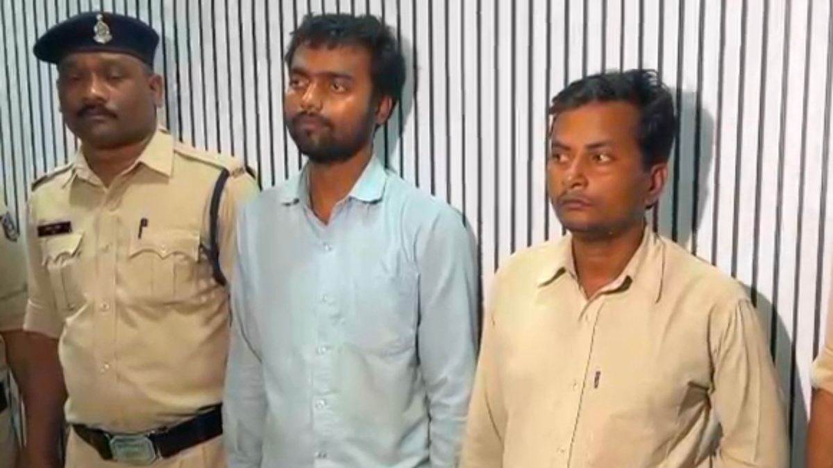 OLX पर कैमरा खरीदना पड़ा महंगा, रायपुर की महिला से 2 लाख रुपये की ठगी, बिहार से दो शातिर गिरफ्तार