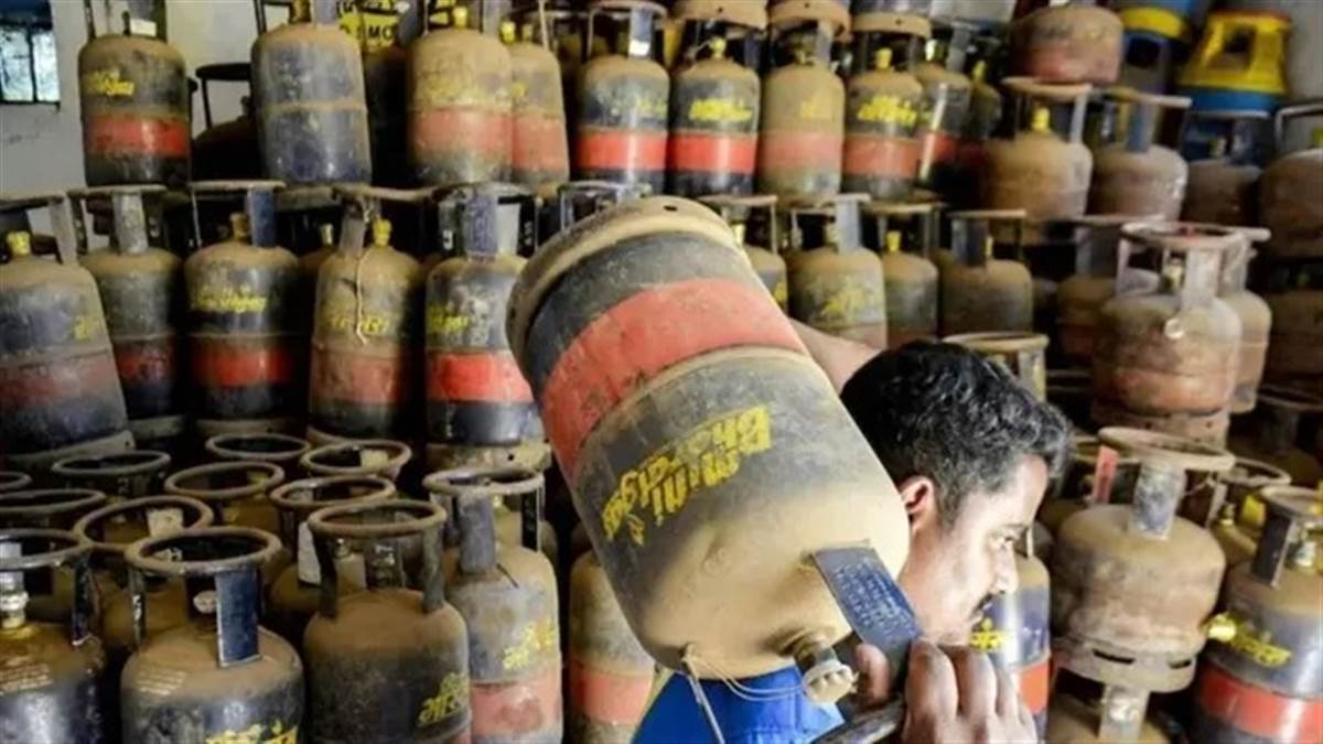 LPG Cylinder New Rule: शादी के कार्ड पर मिलेगा सिलिंडर, अब घरेलू गैस के कमर्शियल इस्तेमाल पर जेल!