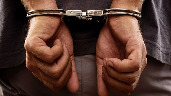 मुरैना में वनरक्षक को कुचलने वाला अहमदाबाद से गिरफ्तार, नमकीन-मिठाई बनाते पकड़ा गया