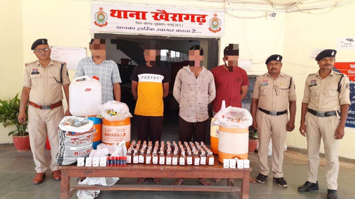किराये के मकान में सुपरवाइजर-सेल्समेन बना रहे थे नकली शराब, खैरागढ़ पुलिस ने रंगे हाथ पकड़ा