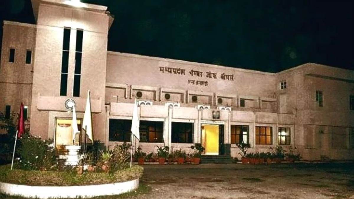 ग्वालियर चैंबर ऑफ कॉमर्स के चुनाव समय पर ही होंगे: गर्मी के कारण तारीख बढ़ाने की मांग खारिज, 15 जून को निर्वाचन कार्यक्रम का ऐलान
