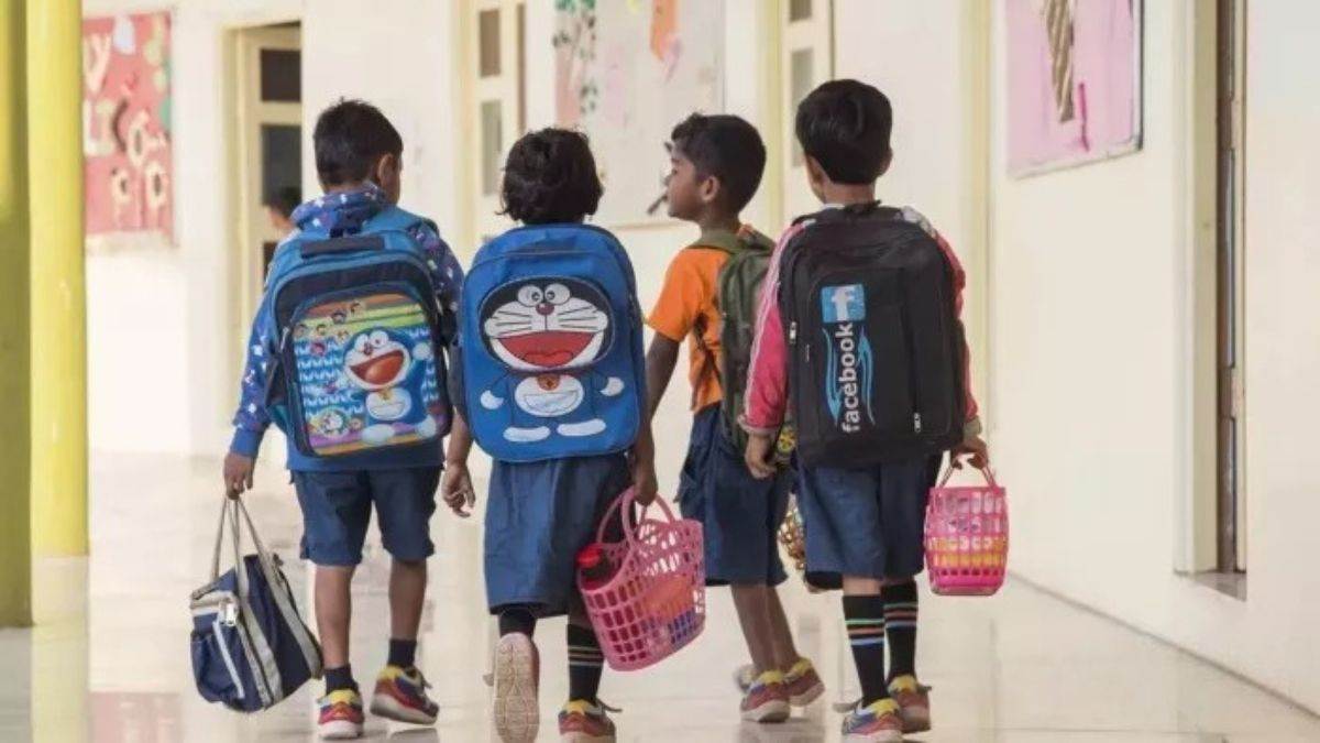 UP के स्कूलों में अब कोई बच्चा नहीं रहेगा पीछे, जुलाई से शुरू होगा विशेष ‘कैच-अप शिक्षण’ अभियान, जारी हुए निर्देश