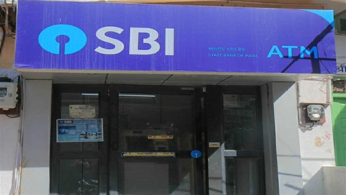 SBI सहित कई बैंकों ने बढ़ाया विदेशी मुद्रा जमा पर ब्‍याज, नई दरें प्रभावी