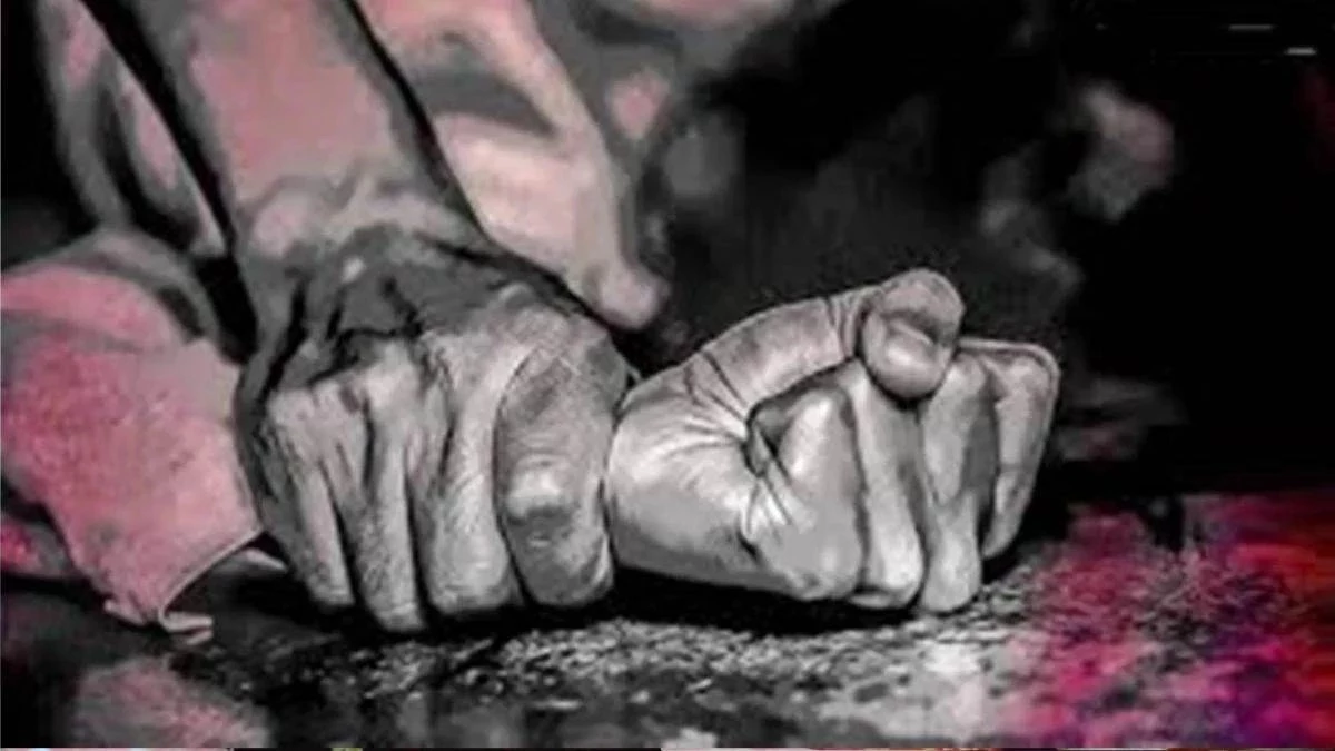 UP News: दलित लड़की से गैंगरेप, फिर बनाया धर्म परिवर्तन का दबाव...पढ़ें यूपी की दिल दहला देने वाली वारदात
