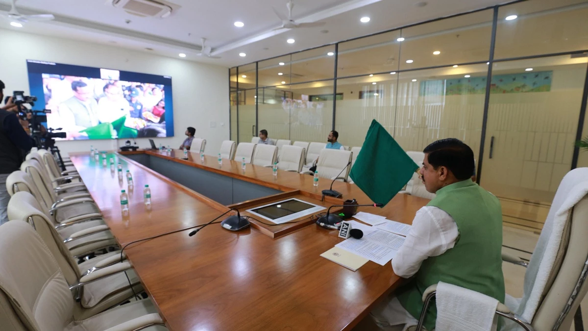 Mukhyamantri Tirtha Darshan Yojana: तीर्थ दर्शन योजना का होगा विस्तार, नए स्थल जुड़ेंगे