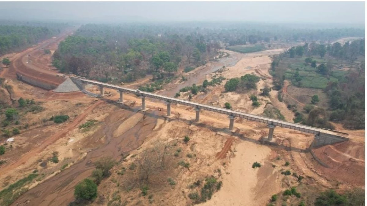 बस्तर के विकास में एक और क्रांतिकारी कदम, दिसंबर 2025 तक पूरी होगी दल्लीराजहरा–रावघाट रेल परियोजना