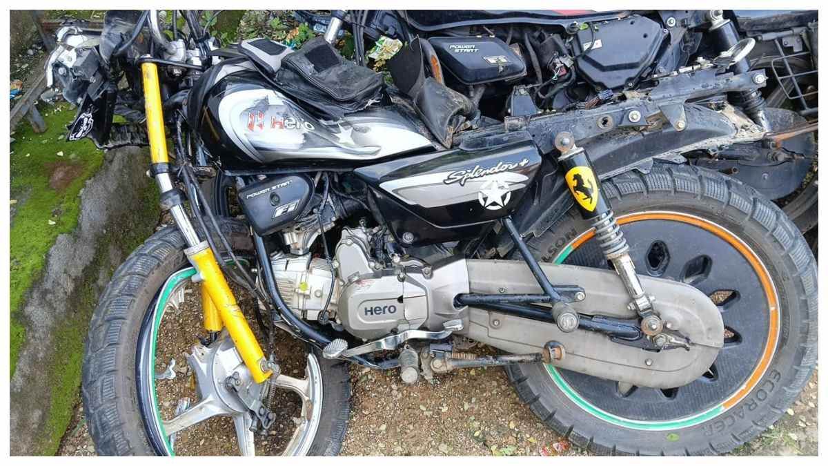 चैतमा के पास भीषण सड़क हादसा! कार-बाइक की सीधी टक्कर में 3 दोस्तों की मौत, गांव में छाया मातम