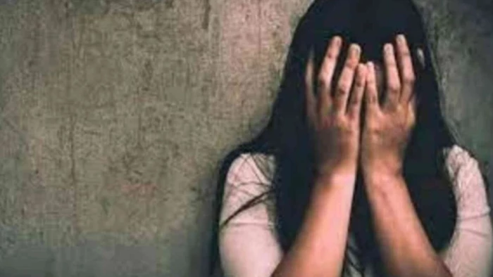 एमपी के धार में तांत्रिक ने झाड़-फूंक के नाम पर 12वीं की छात्रा से किया दुष्कर्म, गर्भवती होने पर बताया ‘भूतबाधा’