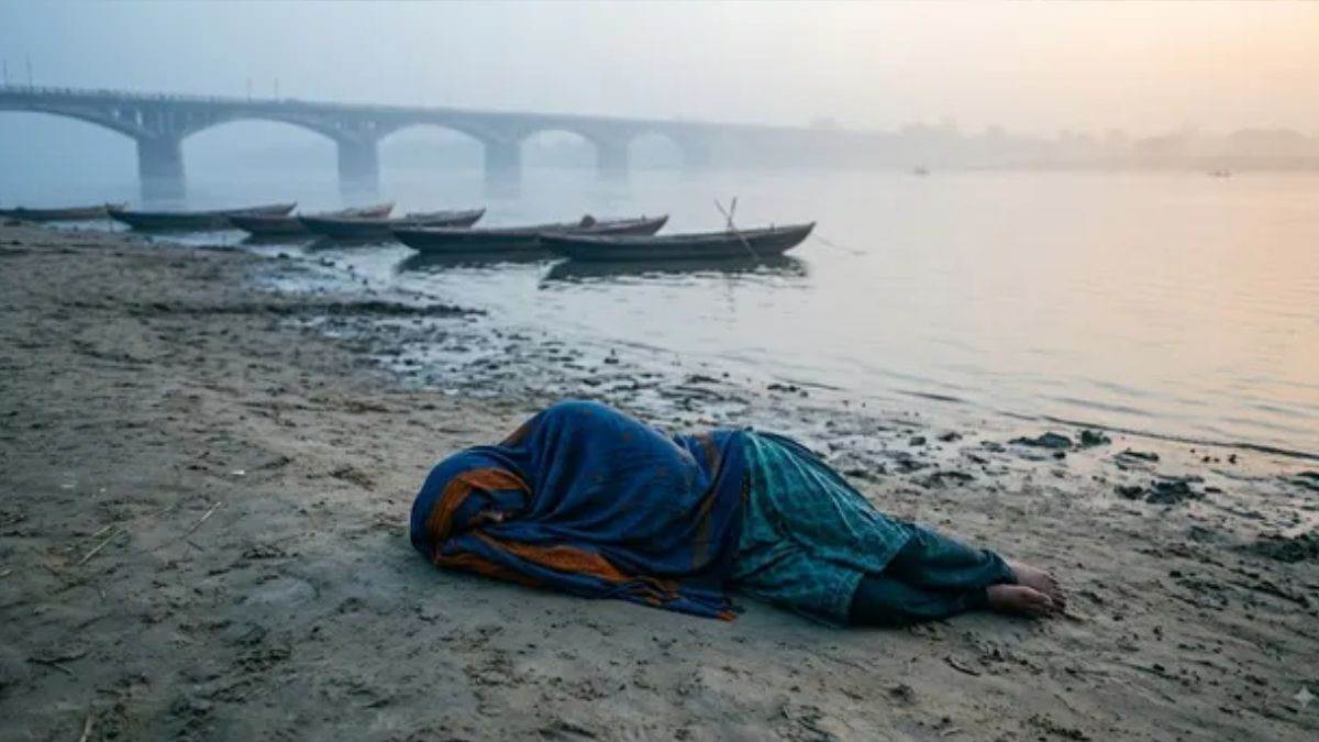 UP में प्रेमी ने मामा संग मिलकर गर्भवती प्रेमिका को मारने की रची साजिश, गला घोंटकर गंगा में फेंका, ऐसे बची जान