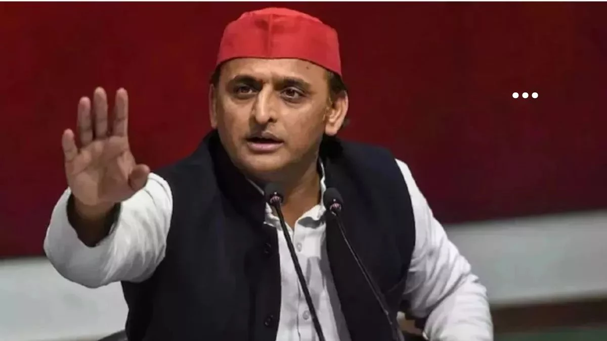 UP Politics: विधानसभा चुनाव 2027 के लिए सपा ने कसी कमर, यादव-मुस्लिम संग पिछड़ी जातियों को साधने की योजना