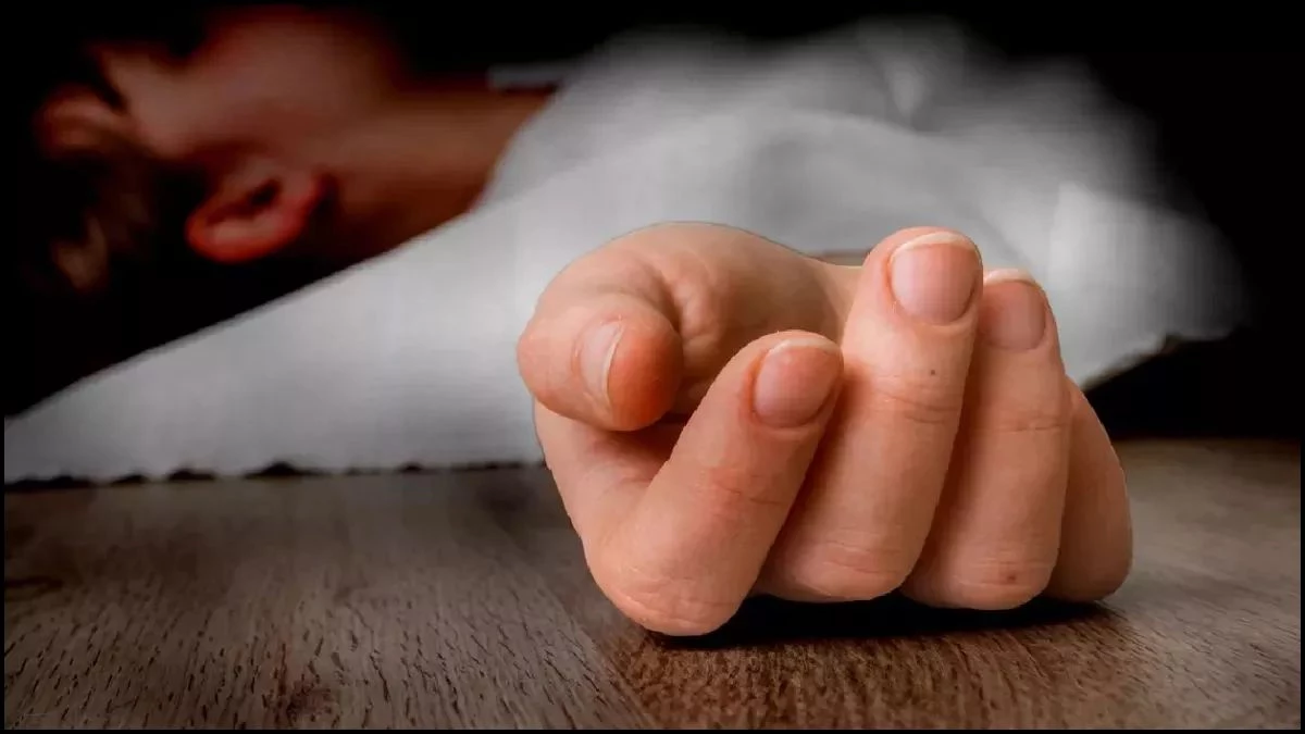 MP Crime: नाराज होने पर प्रेमी ने किया ब्लॉक तो शादीशुदा महिला ने गुस्से में खाया जहर, अस्पताल में भर्ती