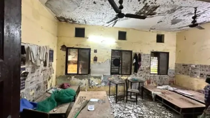 60 साल पुराने हॉस्टलों से गिर रहा प्लास्टर... फंड के बाद भी मरम्मत नहीं, IGKV रायपुर में 2000 सीटों पर सिर्फ 1400 बेड