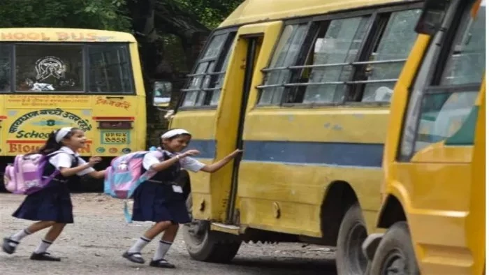 एमपी के 1.5 लाख बच्चों की फ्री बस सेवा फिलहाल रहेगी जारी! कैबिनेट बैठक में रोक पर नहीं हुई चर्चा