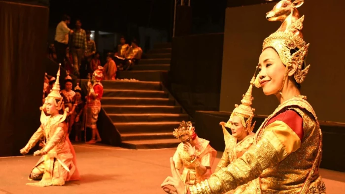 चित्रकूट में थाईलैंड की रामायण का मंचन, 15 मिनट की प्रस्तुति में थाई संस्कृति की झलक; देखें फोटो