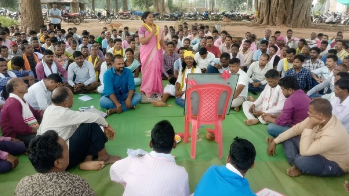 उदंती- सीतानदी क्षेत्र में नाइट कर्फ्यू को लेकर गरजे 128 गांव, कहा- विस्थापन नहीं, विकास चाहिए