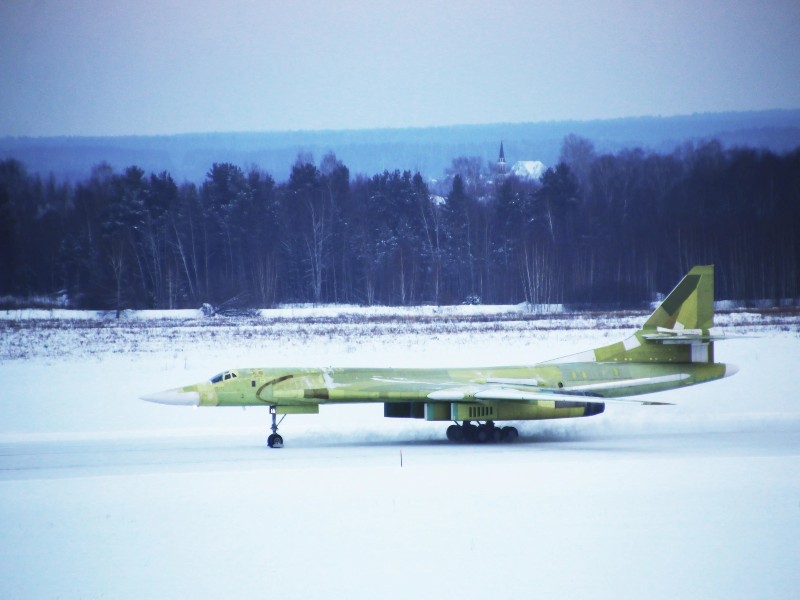 World News: रूस ने तैयार किया सबसे भारी सुपरसोनिक लड़ाकू विमान, जानिए Tu-160M व्हाइट स्वान की खूबियां