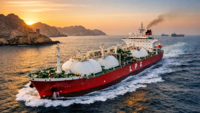 खुशखबरी: 92 हजार टन LPG लेकर भारत आ रहे दो बड़े जहाज, खत्म होगी गैस की किल्लत