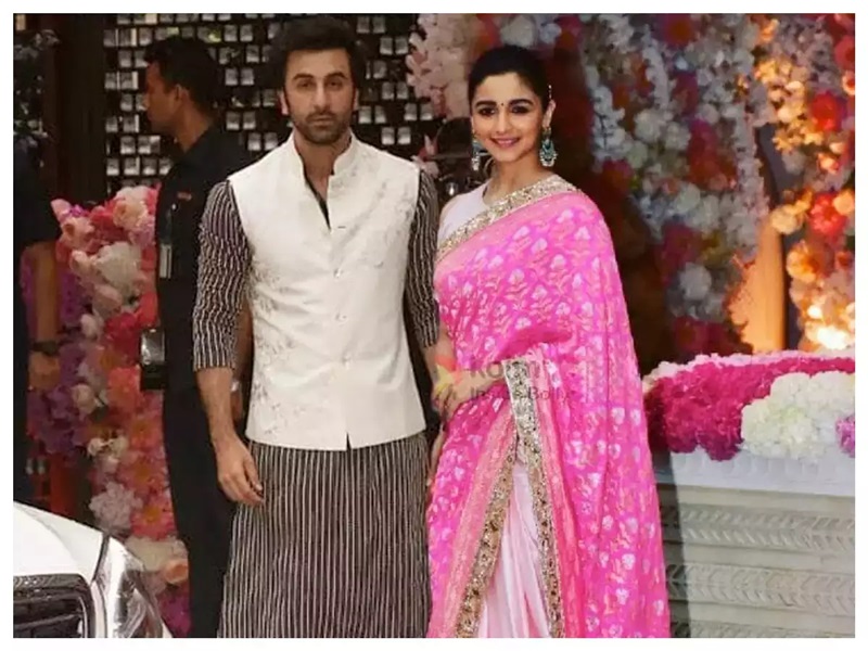 Ranbir and Alia Wedding: रणबीर और आलिया की शादी का बदल गया रिसेप्शन वेन्यू, अब यहां होगी ग्रैंड पार्टी