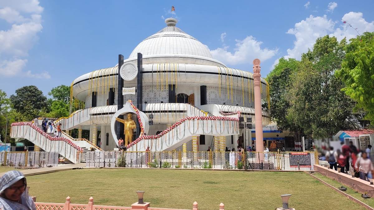 Ambedkar Jayanti 2025: डॉ. भीमराव आंबेडकर की मृत्यु के 14 साल बाद भंते धर्मशील ने शुरू की थी जन्मस्थल की खोज