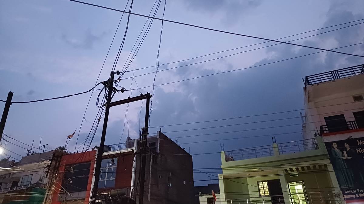 Ambikapur Weather News: जून में भीषण गर्मी, तापमान सामान्य से पांच डिग्री ऊपर पहुंचा