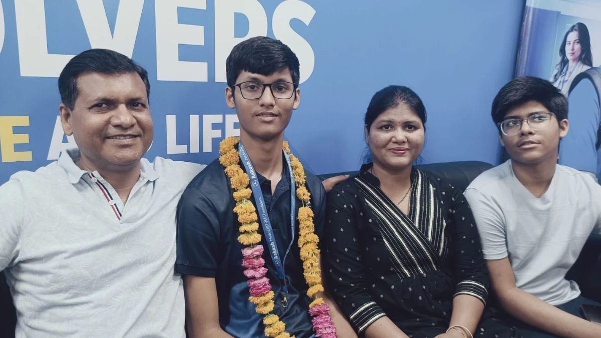 इंदौर के उत्कर्ष का आया नीट यूजी में देशभर में दूसरा स्थान, दादा का सपना पोते ने किया पूरा