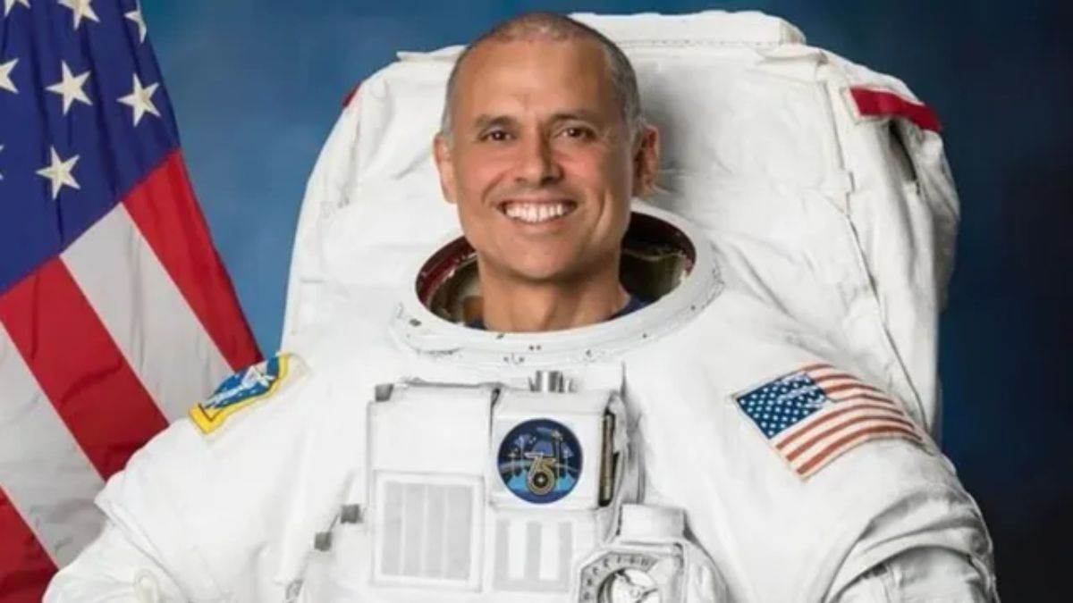स्पेस में भारत का गौरव... भारतवंशी अंतरिक्ष यात्री अनिल मेनन ISS के लिए भरेंगे उड़ान, 8 महीने का होगा सफर