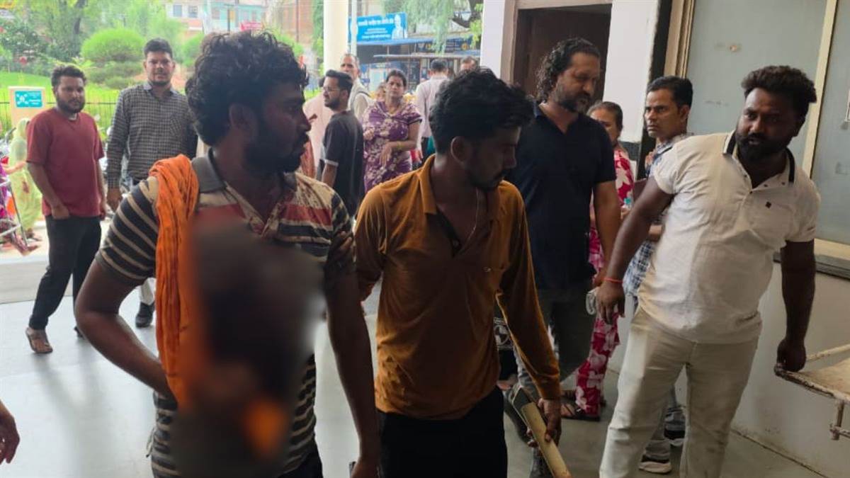छतरपुर में सनसनी: किसान को मारी गोली, बागेश्वर धाम के धीरेंद्र शास्त्री के भाई शालिग्राम पर लगा आरोप